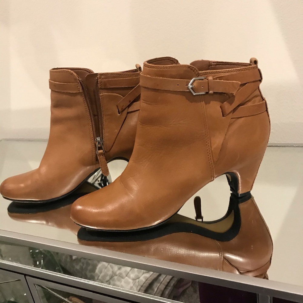 Buttery soft booties - Picture 2 of 5